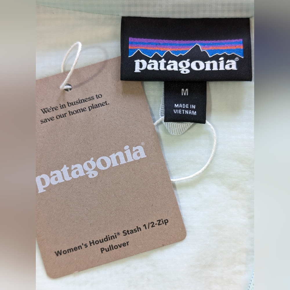 PATAGONIA, Houdini Stash Half-Zip, Wispy Green, Various Sizes - Picture 9 of 10